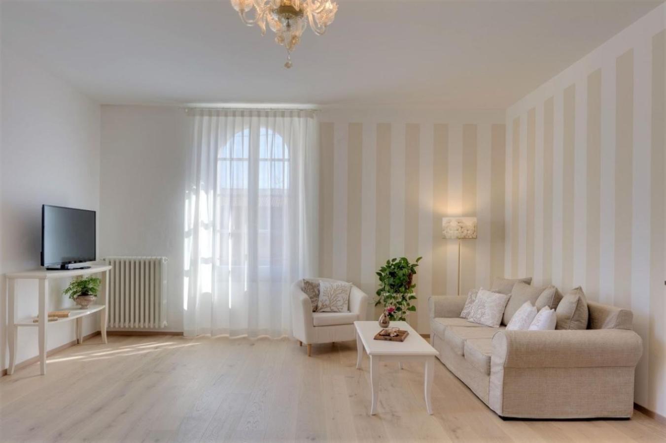 Rambaldi Apartments In Casa Nr 6 With Shared Terrace バルドリーノ エクステリア 写真